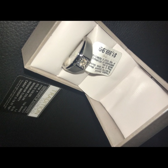 10K White Gold 0.18CT Men’s Wedding Ring - Picture 1 of 4